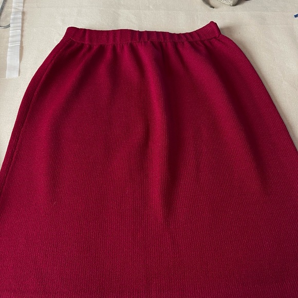 St Johns Skirts - Picture 3 of 8